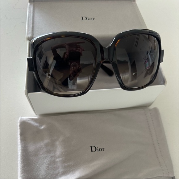 Christian DIOR 60's 2 Tortoise Sunglasses Vintage 00s - Picture 1 of 3
